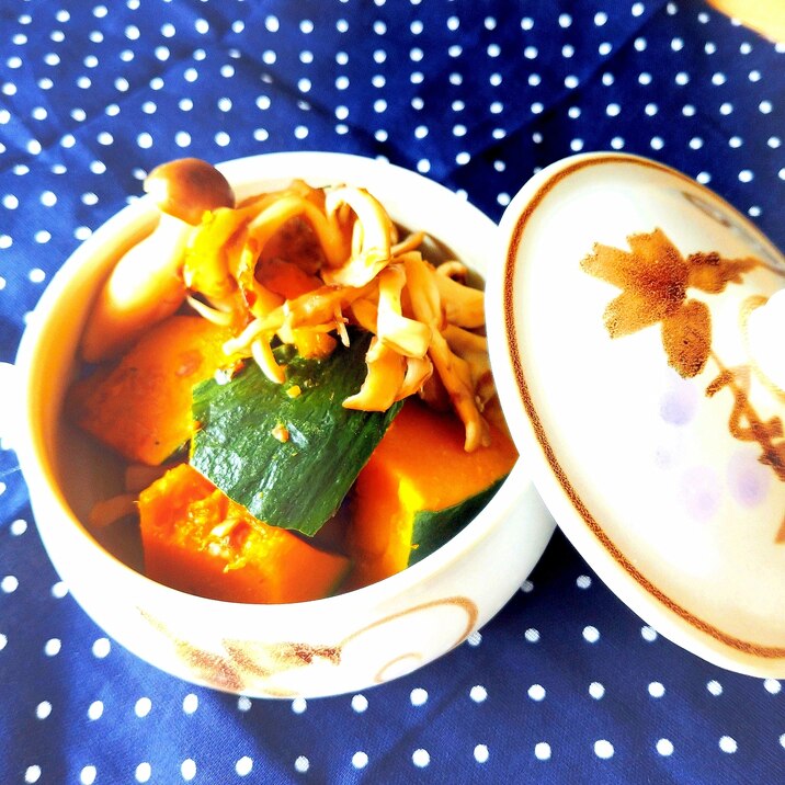 旨味で減塩!キノコとそぼろのかぼちゃ煮